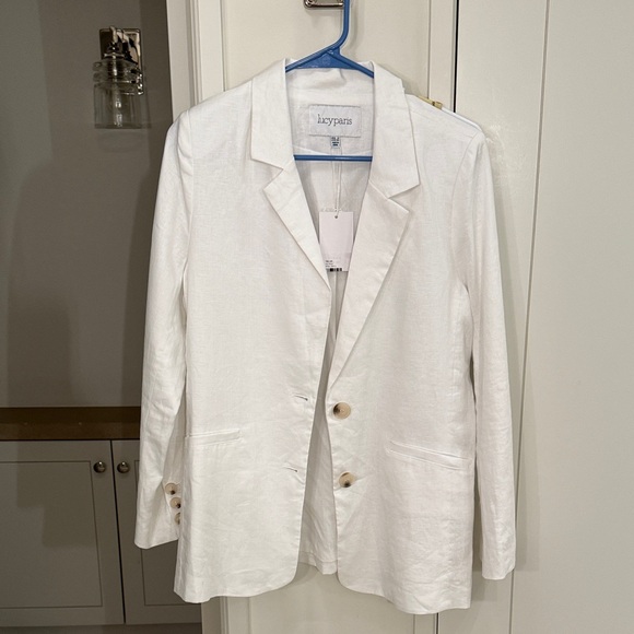 Women's White Blazer - Picture 1 of 3
